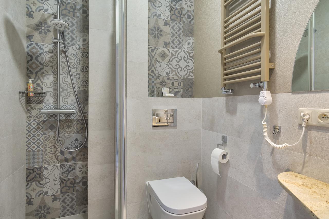 5 Pokoi Apartment กดัญสก์ ภายนอก รูปภาพ